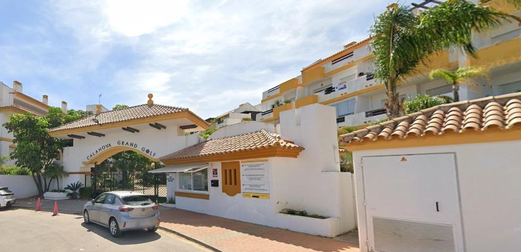 Operación de deuda residencial · Calanova Golf, Mijas. © Google.