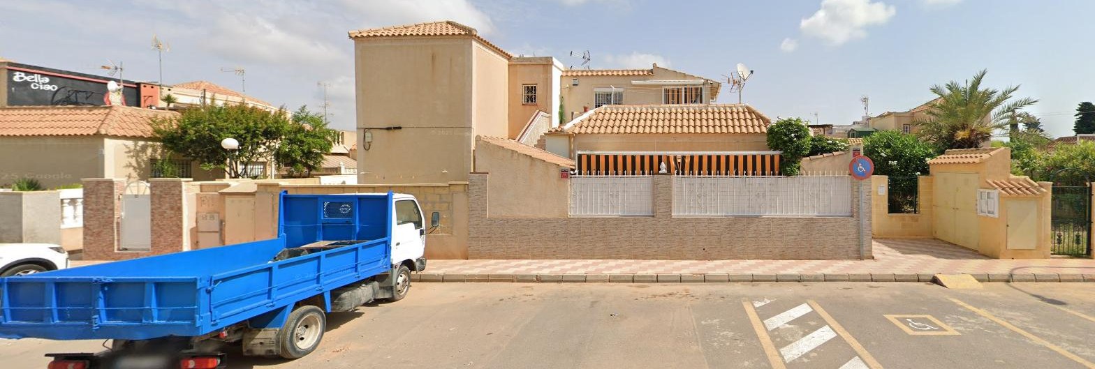 Operación de deuda residencial · Jardín del Mar, Torrevieja. © Google.